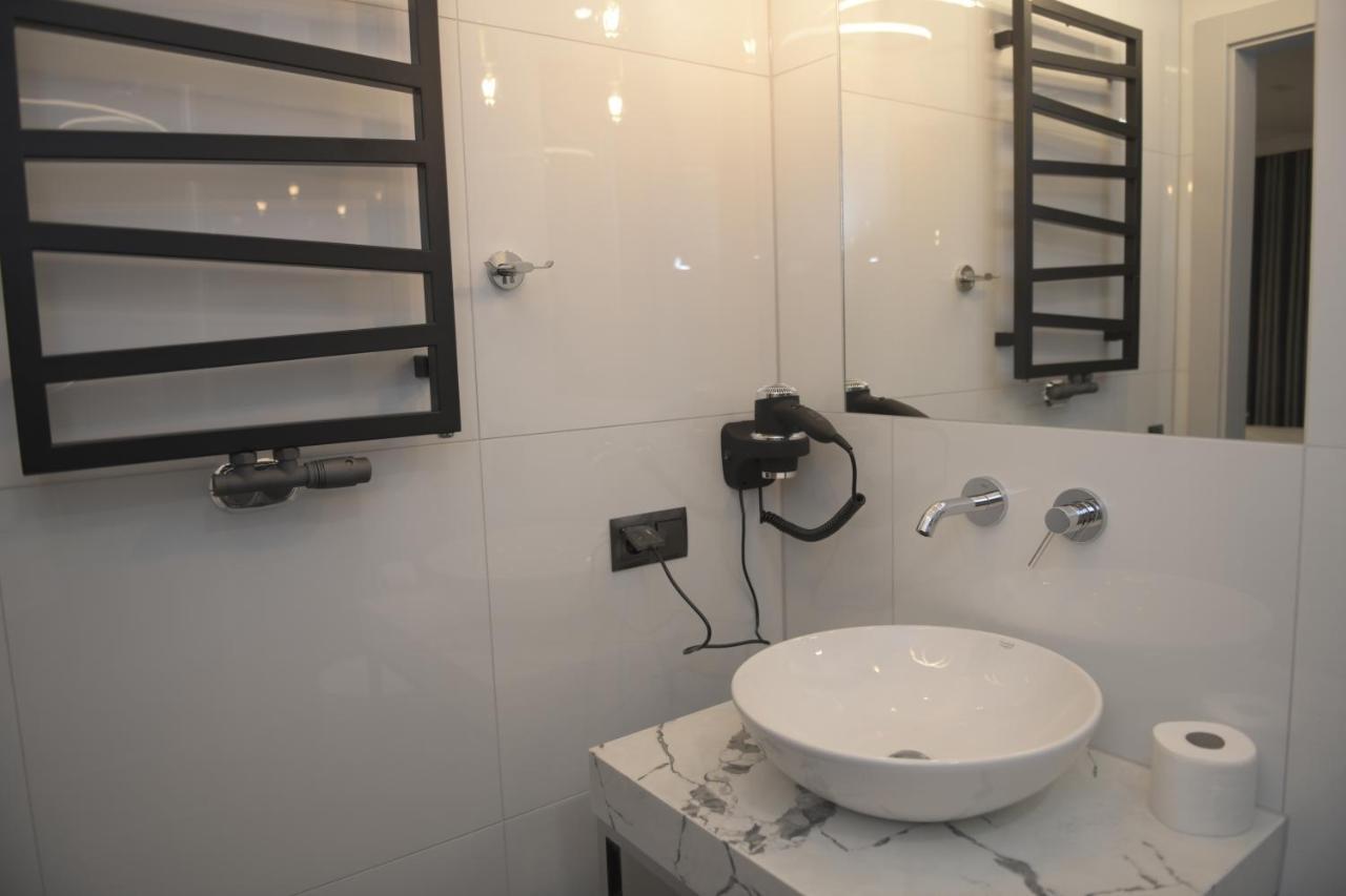 Atmosfera Apartament 3 Apartment Битов Екстериор снимка